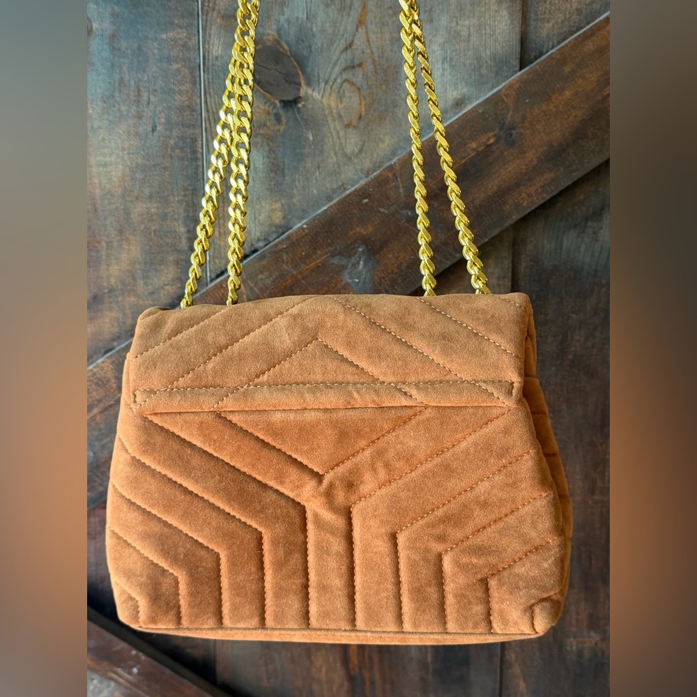 Brown Tan Quilted Shoulder Bag with Gold Chain - Picture 9 of 14